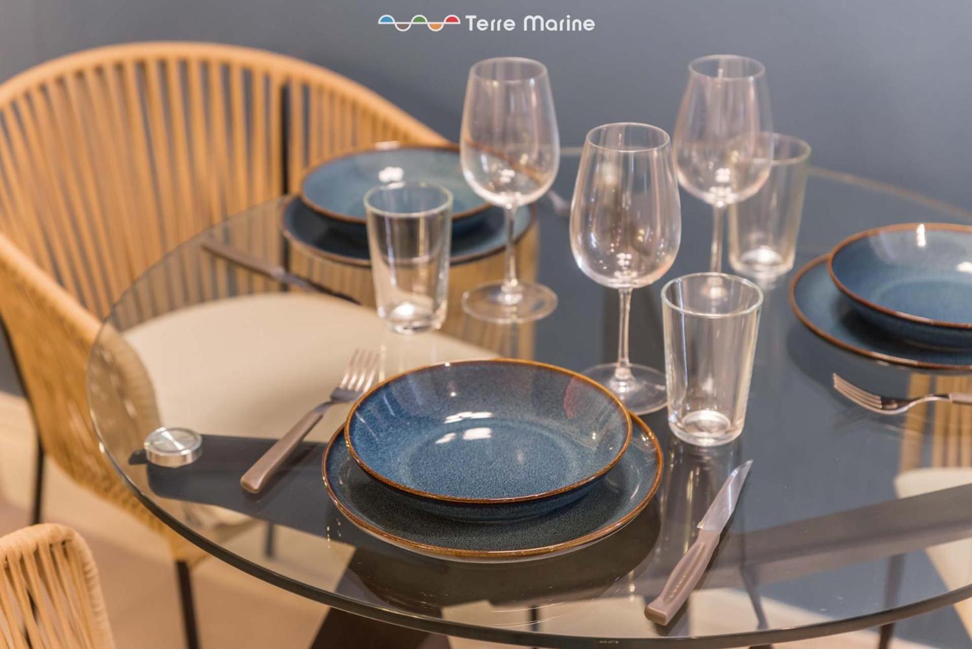 Blue Perlage, Terre Marine